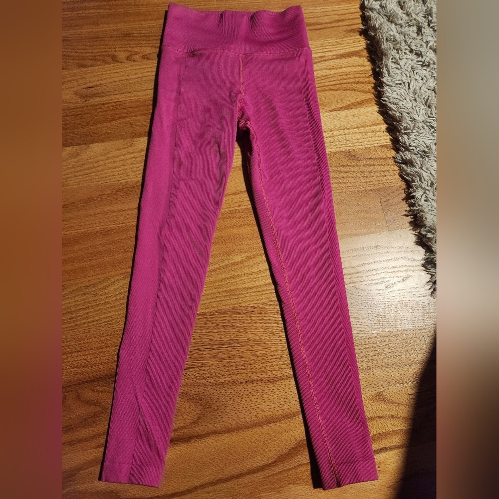 Athleta XS Hot Pink Workout Leggings Good Condition High Rise